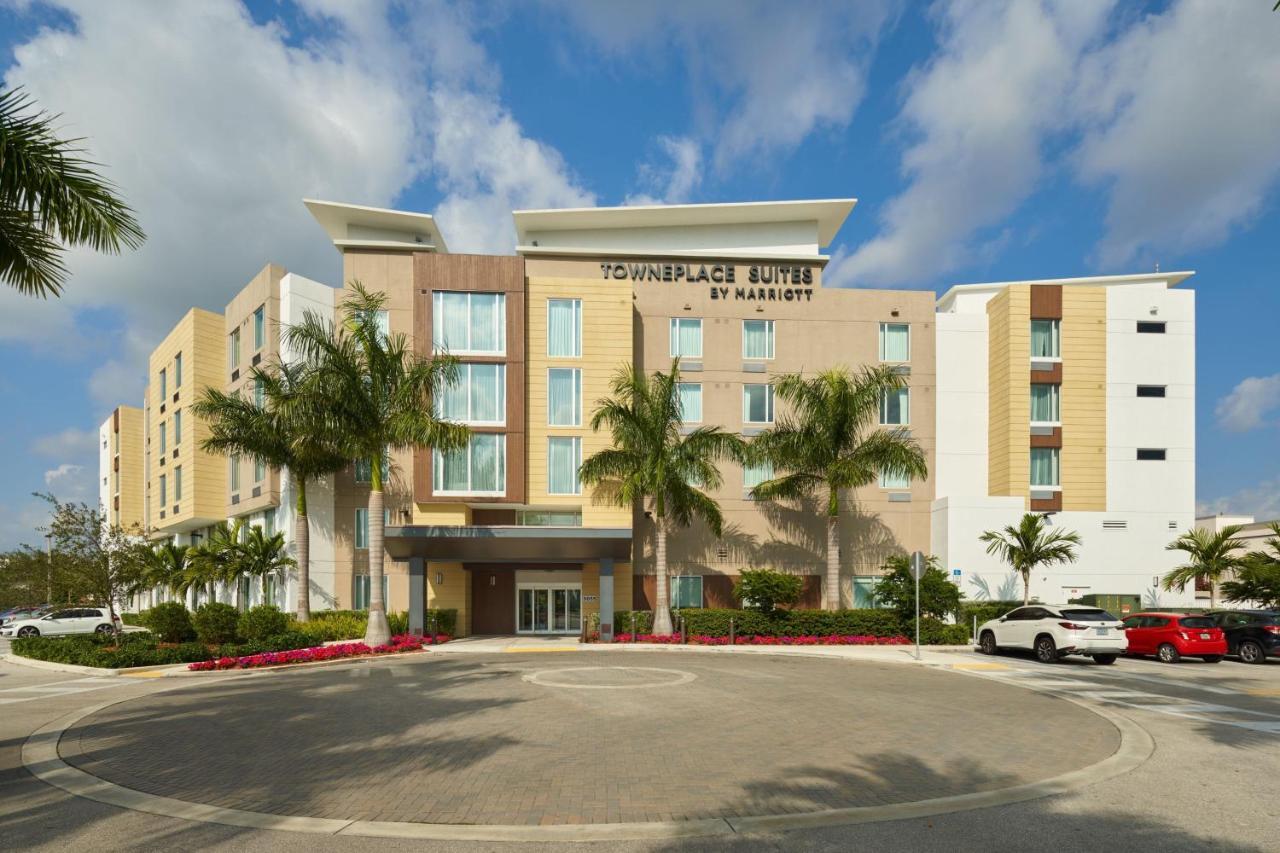 Towneplace Suites Miami Kendall West Kendale Lakes Exterior foto