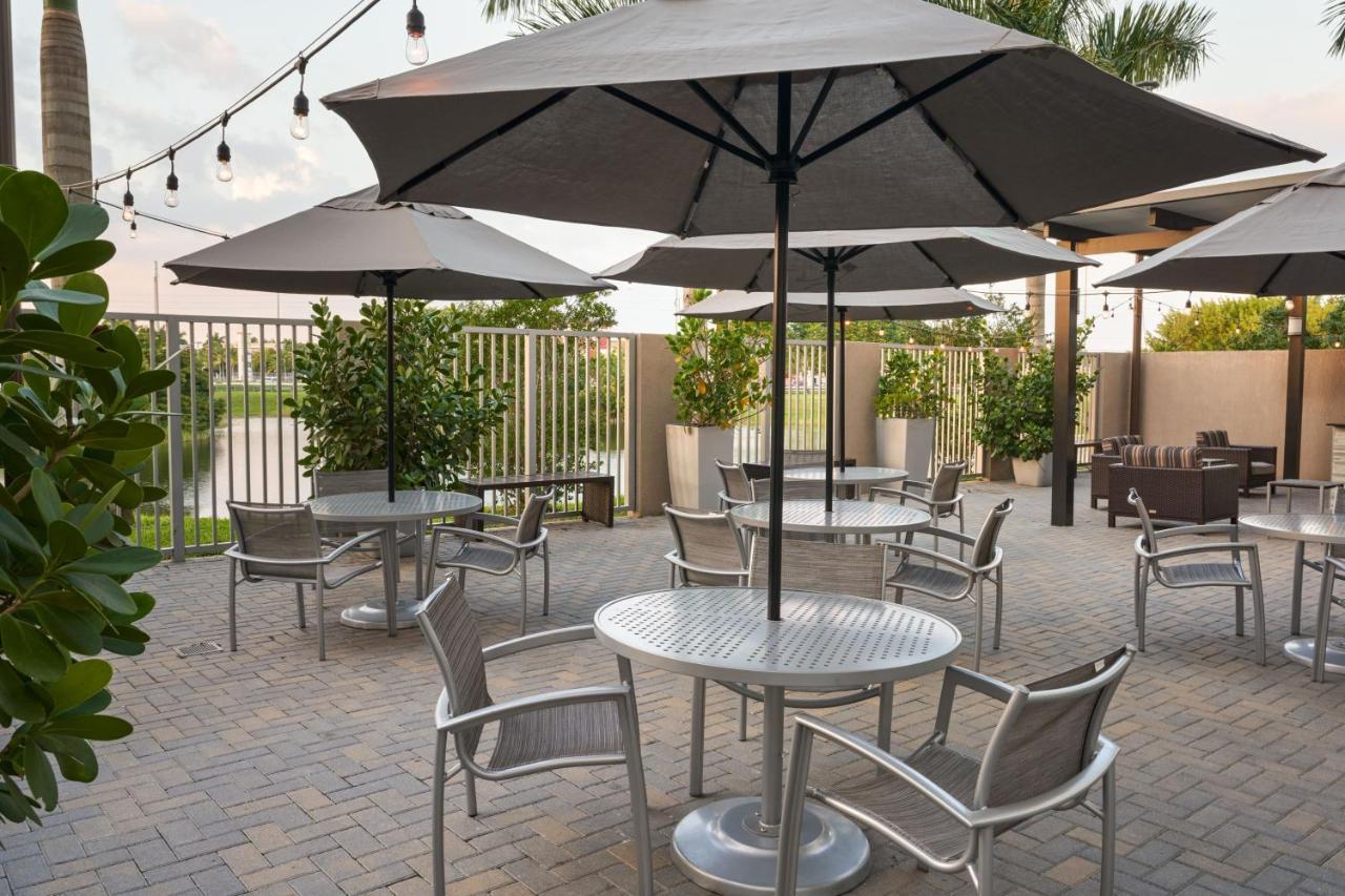 Towneplace Suites Miami Kendall West Kendale Lakes Exterior foto